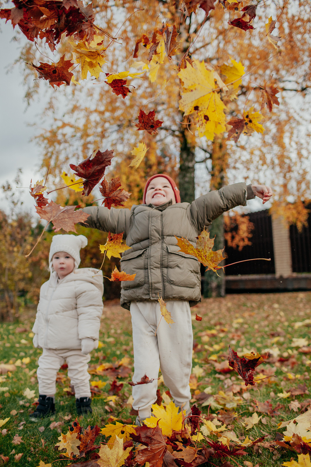 Яна, Миа и Джеймс. Семейный домашний фотограф Москва Зеленоград Настя Маркова