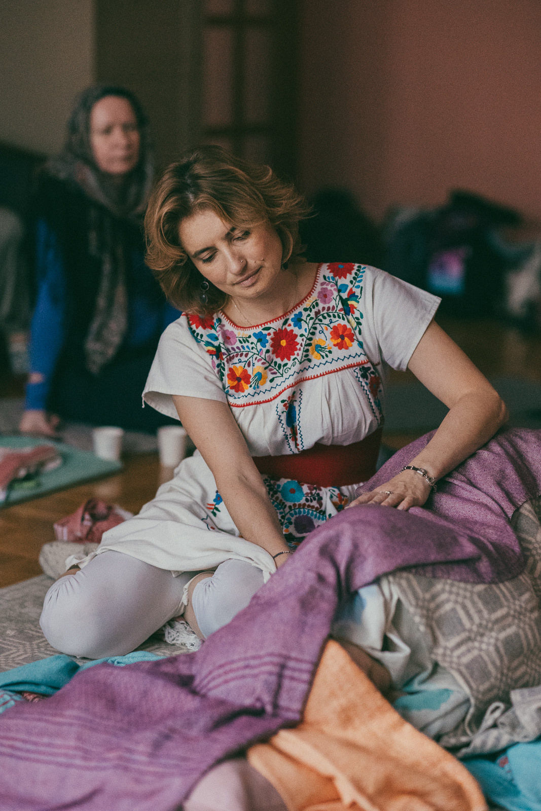 МК по пеленанию ребозо. Семейный домашний фотограф Москва Зеленоград Настя Маркова