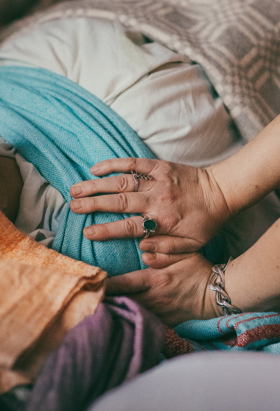 МК по пеленанию ребозо. Семейный домашний фотограф Москва Зеленоград Настя Маркова