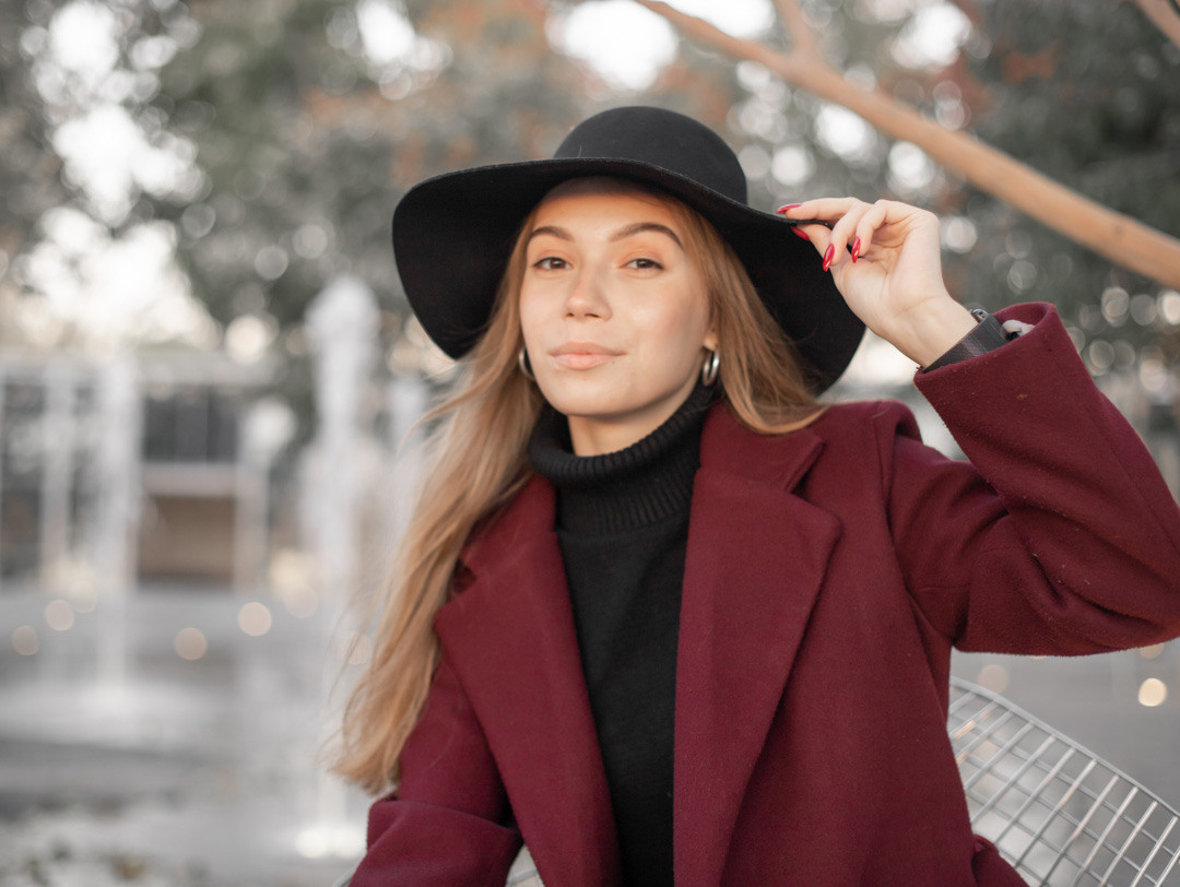 Женский портрет. Online-Foto überall auf der Welt. Fotoabstraktionen für Ihr Interieur