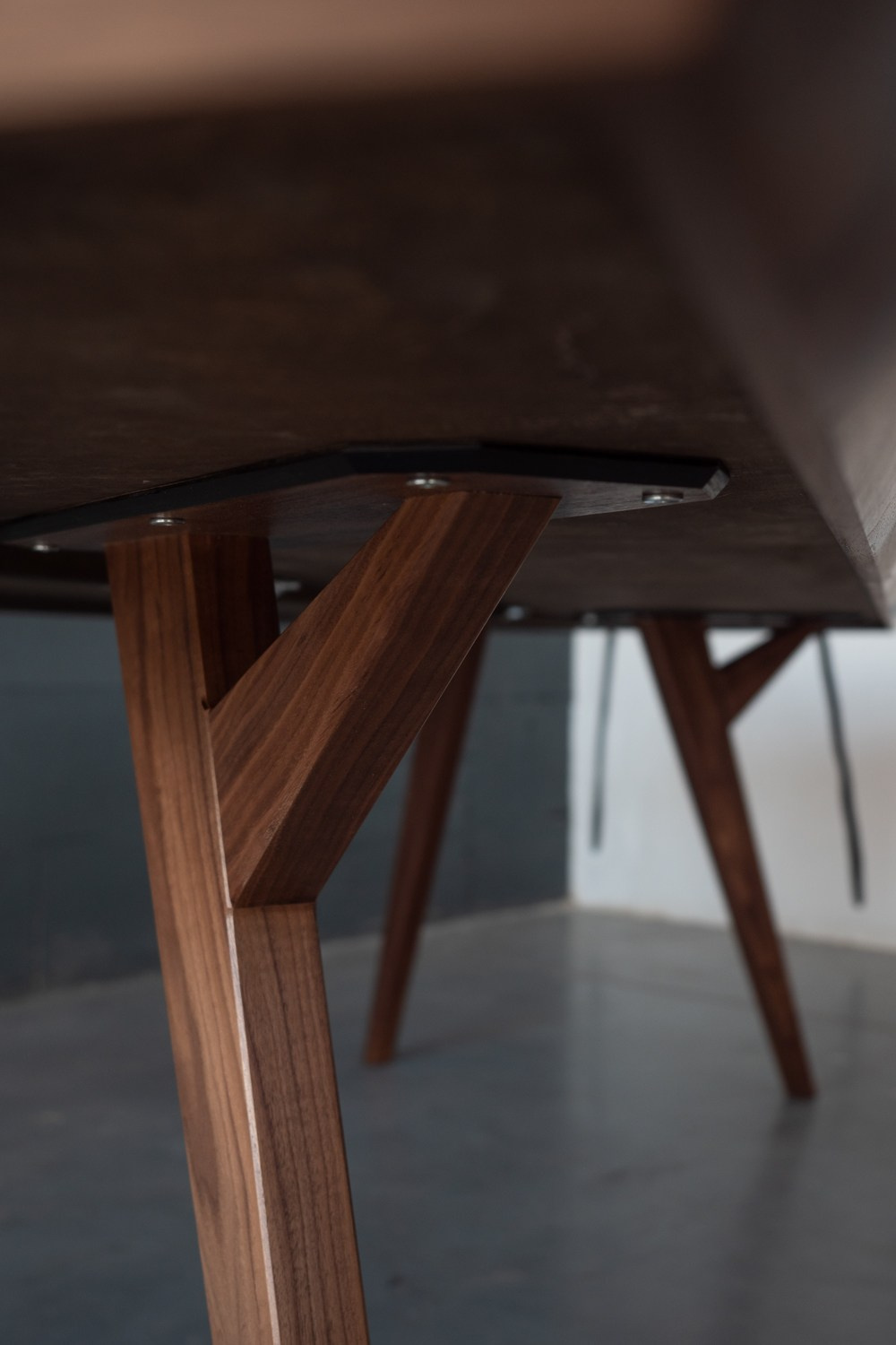 Обеденные столы. Klauzevits Workshop