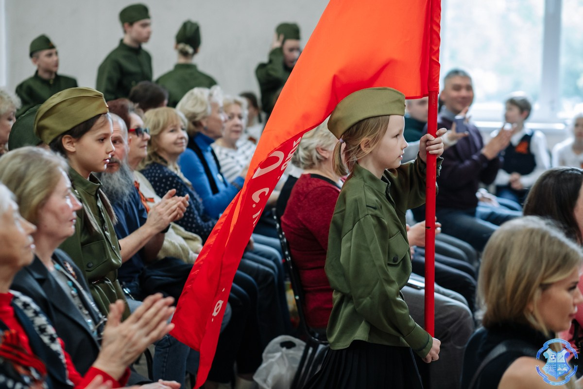 Праздник 9 мая в школе. Фотограф Москва