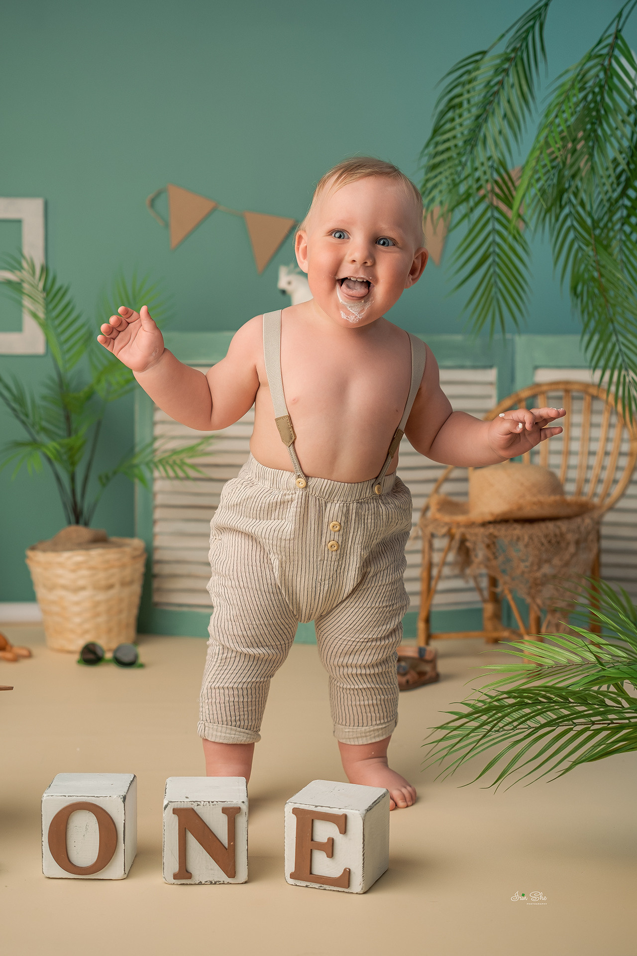 Фотосессия на годик. Детский фотограф в Южно-Сахалинске Irin She Simanovich