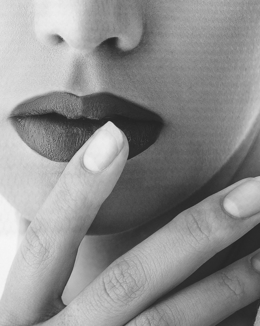 Линии тела. Фотограф в Москве Марина Чарная