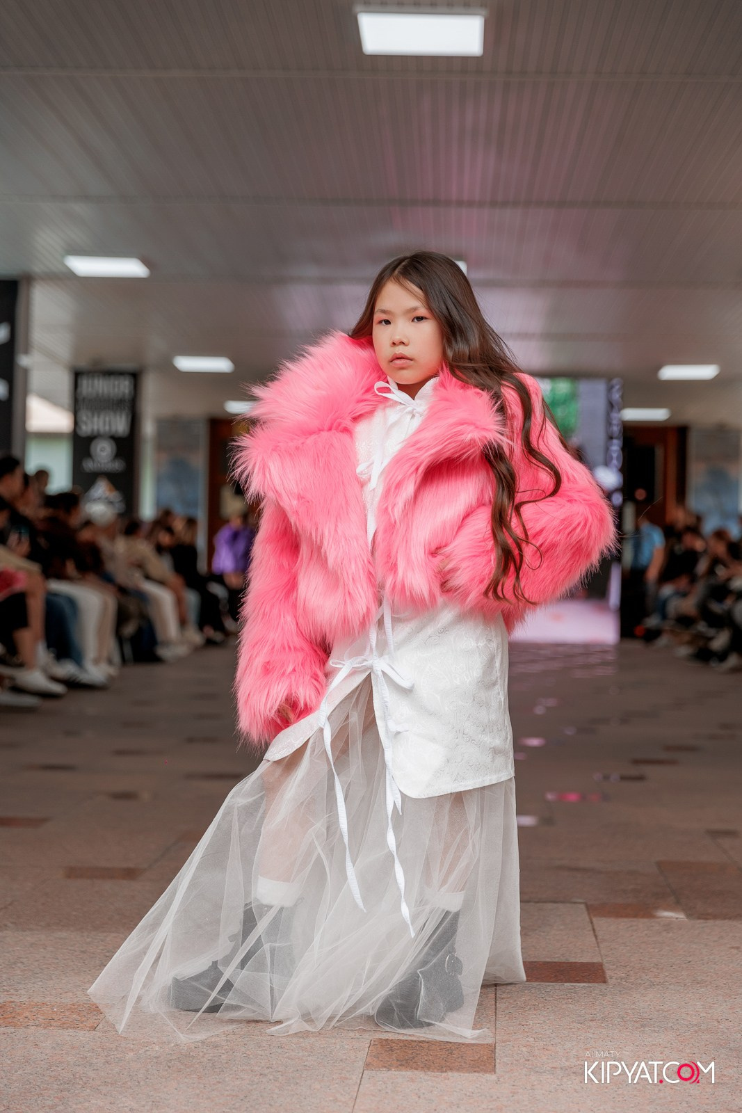 JUNIOR FASHION SHOW. КИПЯТКОМ АЛМАТЫ!