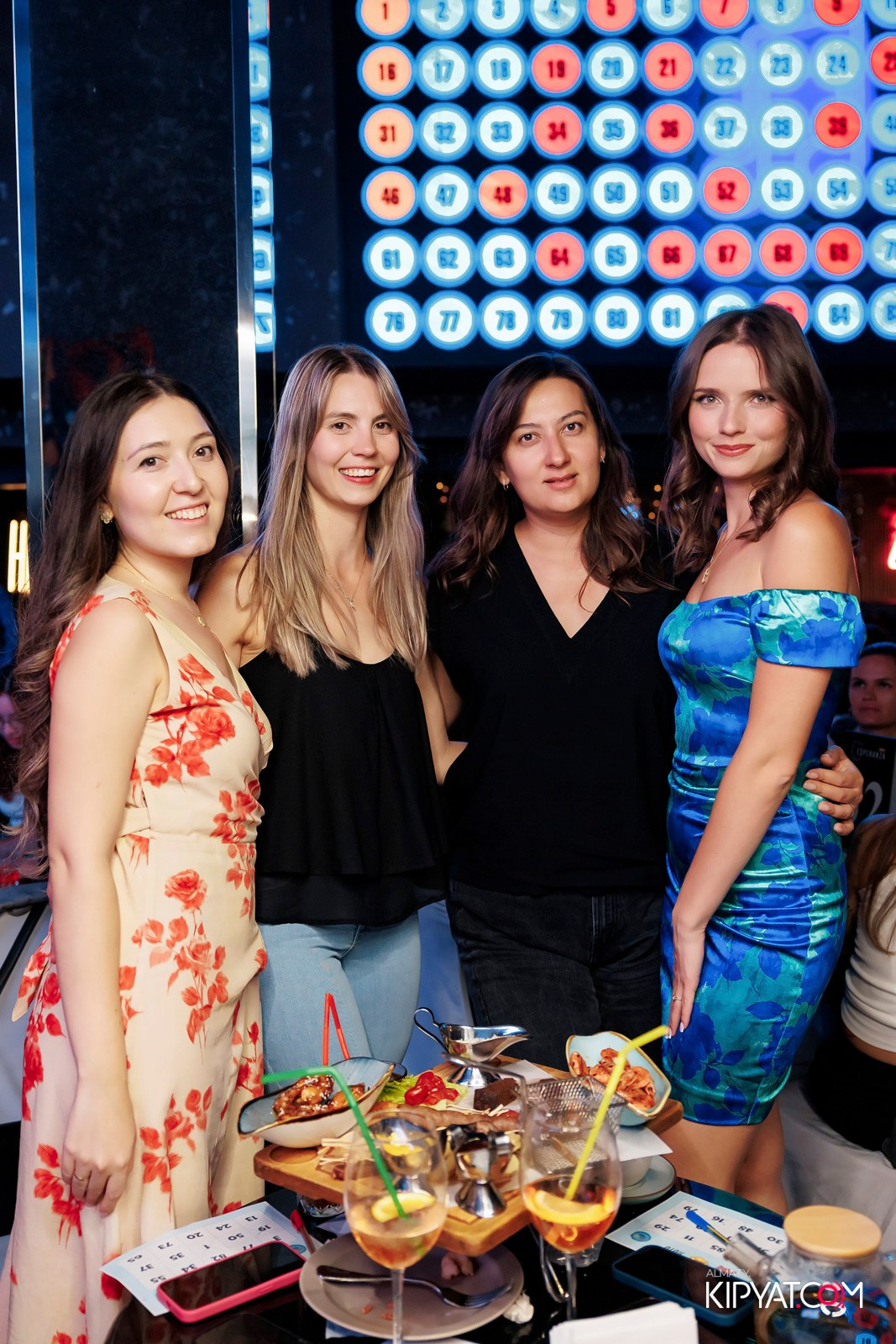 МУЗЫКАЛЬНОЕ ЛОТО В HIT RETRO. КИПЯТКОМ АЛМАТЫ!