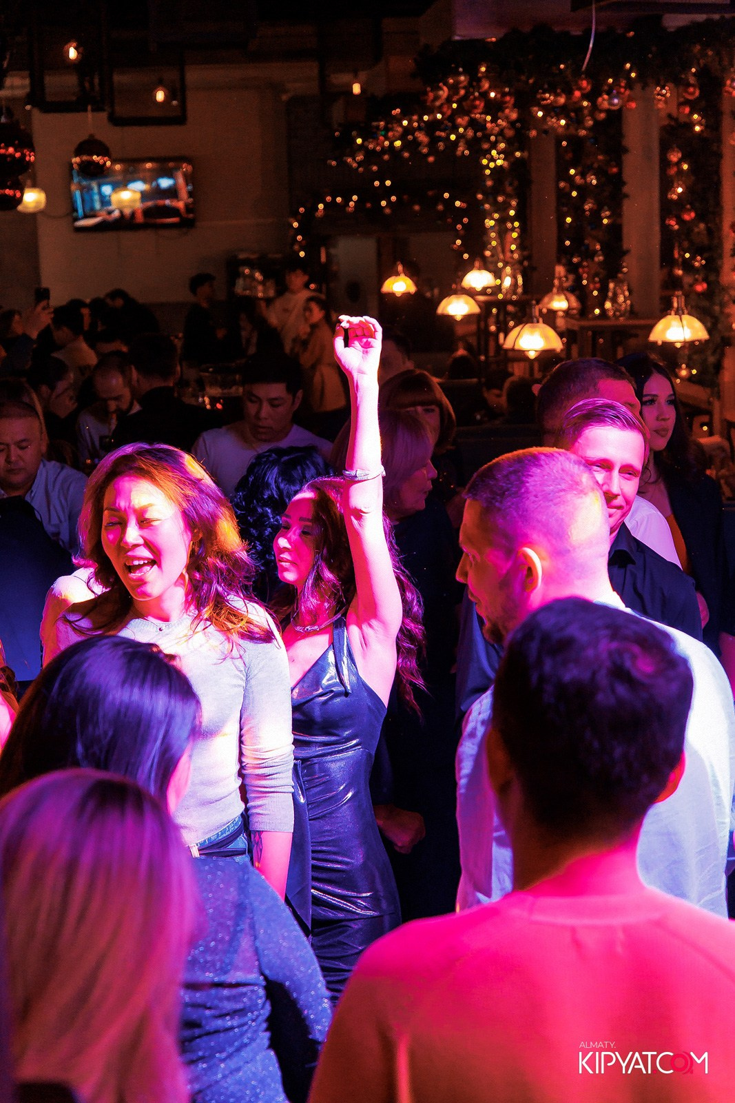 ПИНТА НА ДОСТЫК. КИПЯТКОМ АЛМАТЫ!