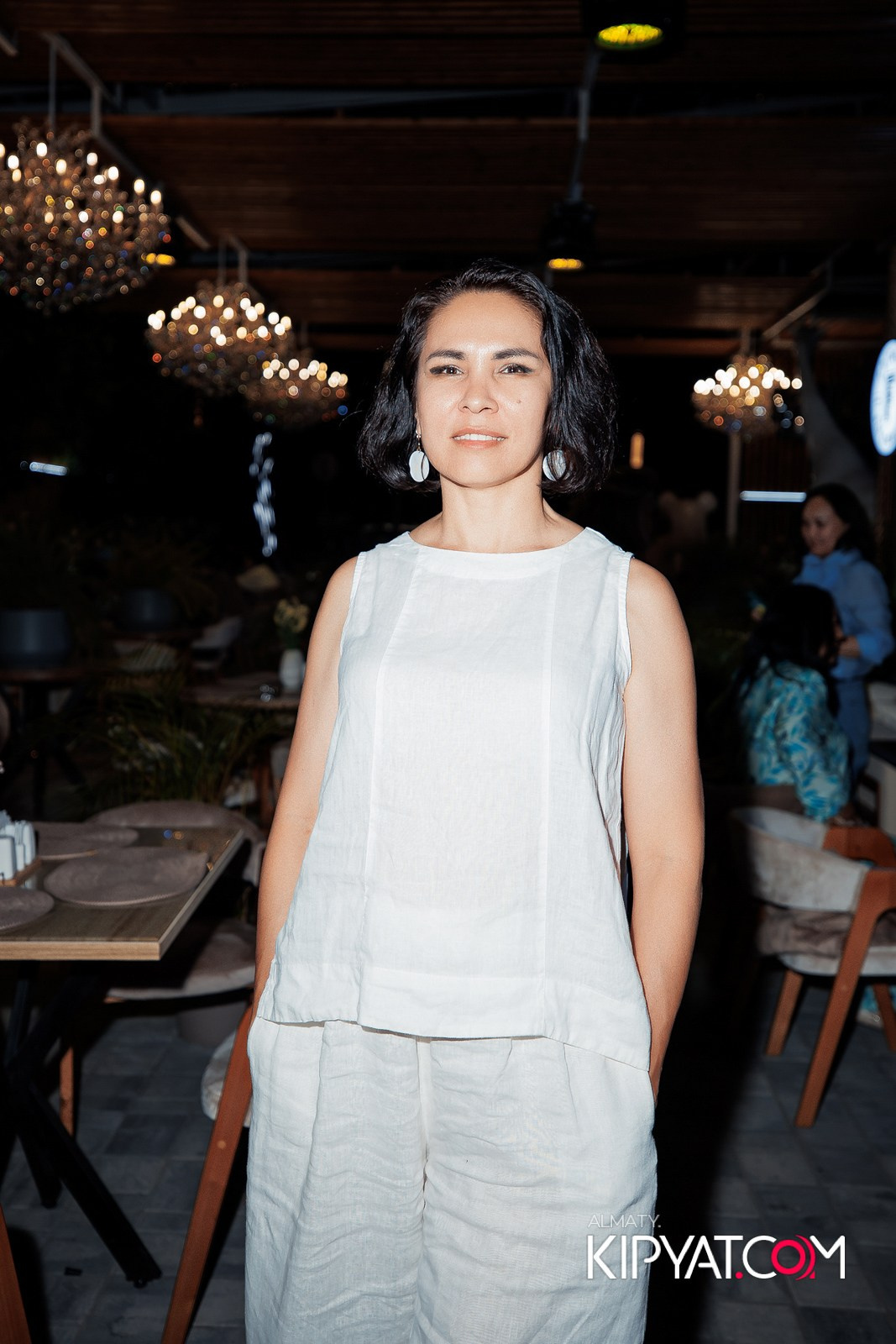 FRIENDS BAR & TERRACE. КИПЯТКОМ АЛМАТЫ!