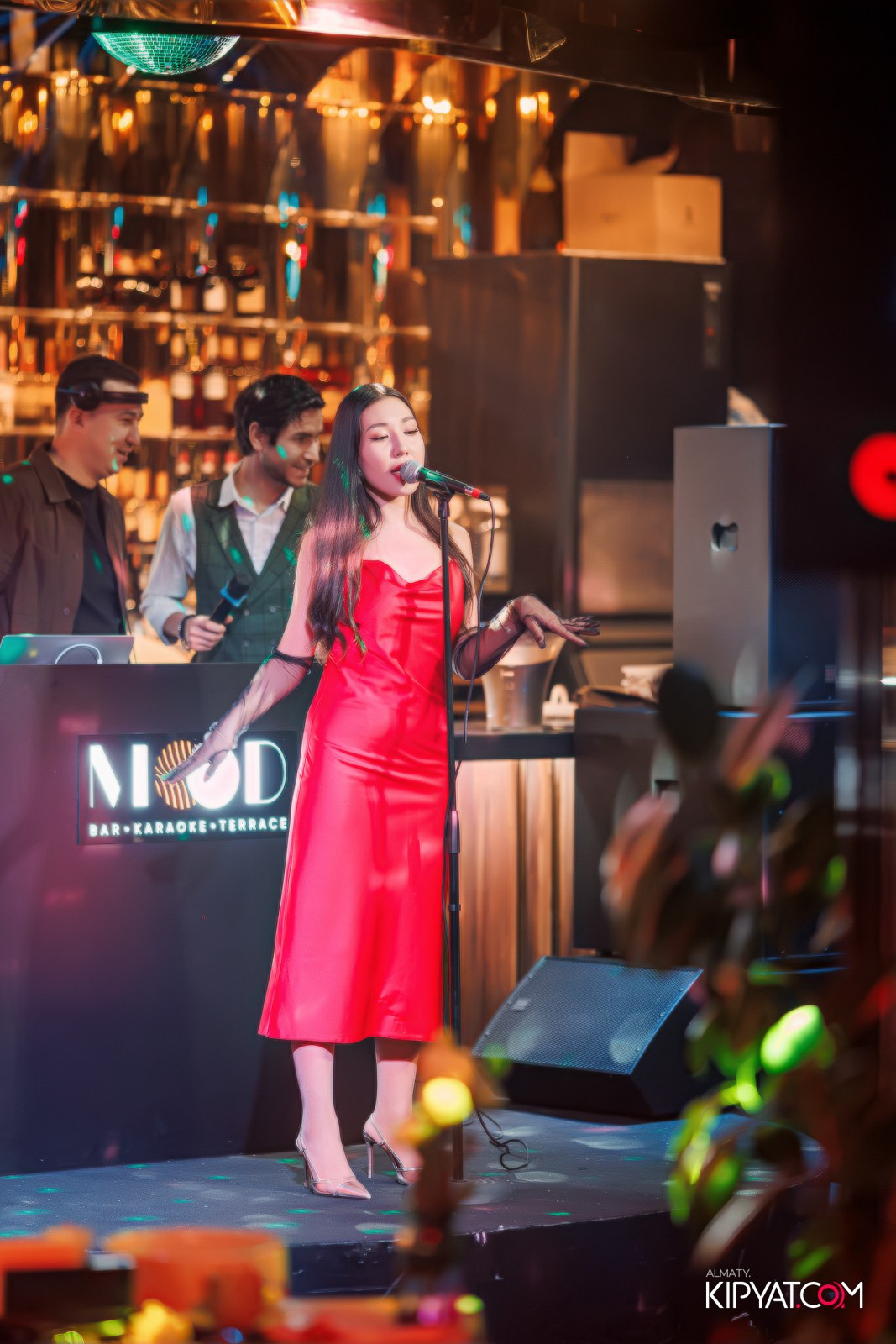 MOOD KARAOKE & TERRACE. КИПЯТКОМ АЛМАТЫ!