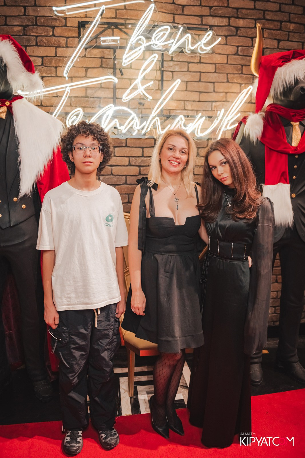 ZIYAFET MEAT HOUSЕ. КИПЯТКОМ АЛМАТЫ!