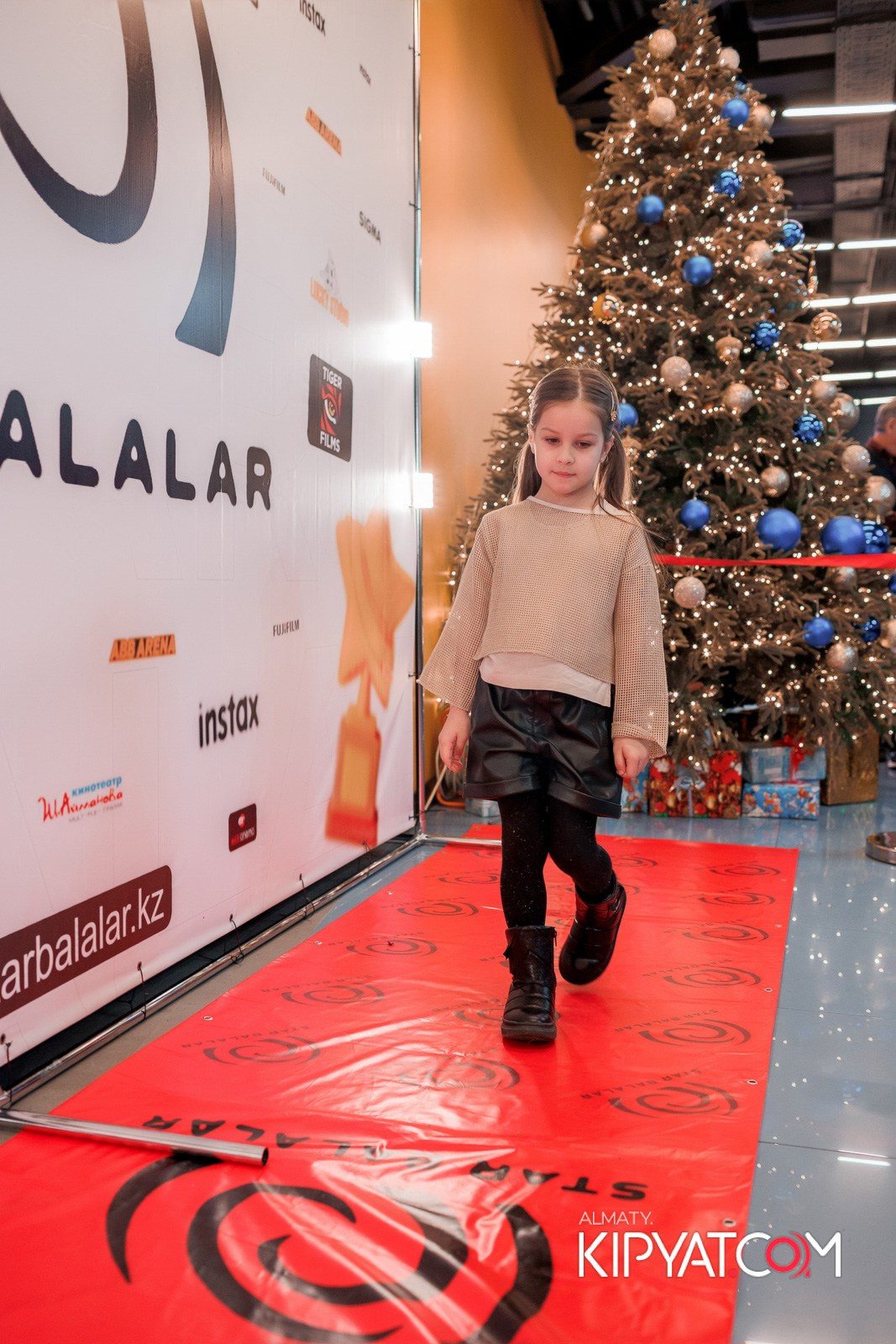 ПРЕЗЕНТАЦИЯ 9 ГРУППЫ КИНОПРОЕКТА «STARBALALAR». КИПЯТКОМ АЛМАТЫ!