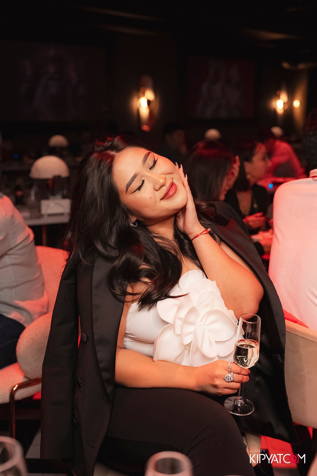 QUEEN. КИПЯТКОМ АЛМАТЫ!