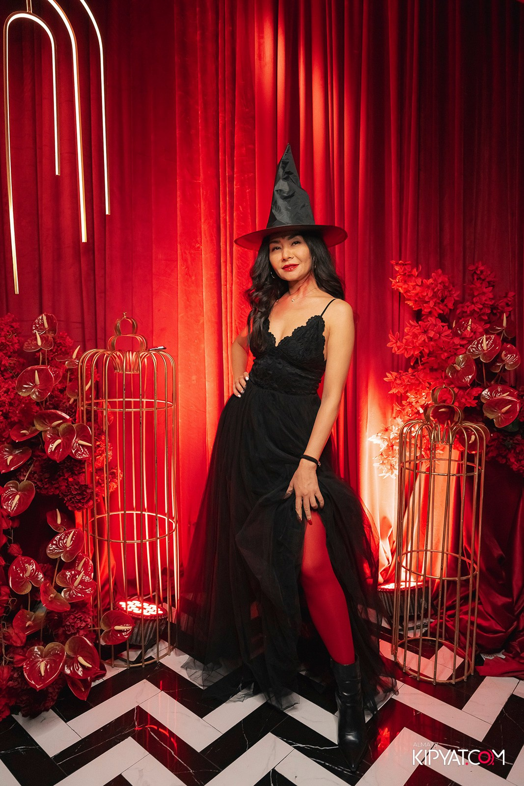 QUEEN. КИПЯТКОМ АЛМАТЫ!