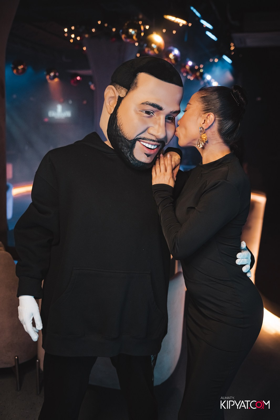 LAUREATE GRANDE CAFE. КИПЯТКОМ АЛМАТЫ!