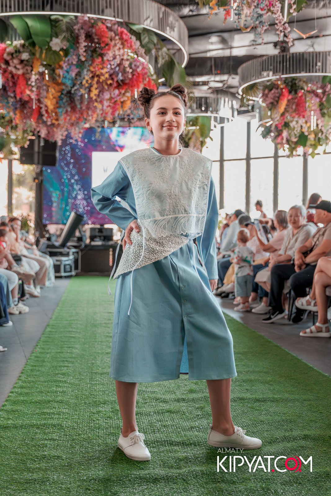 PROM KIDS FASHION SHOW. КИПЯТКОМ АЛМАТЫ!