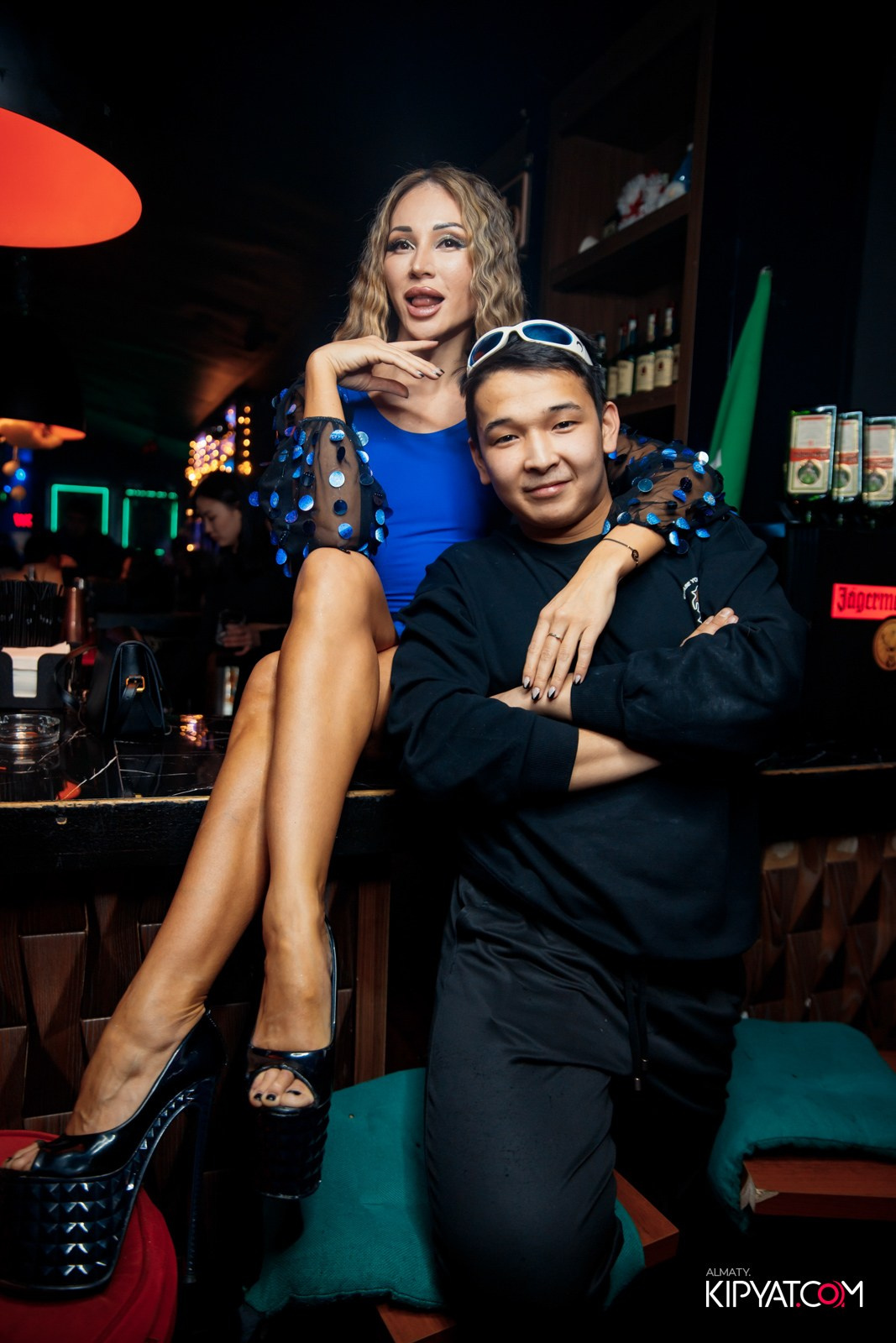 UYAT EMES BAR. КИПЯТКОМ АЛМАТЫ!