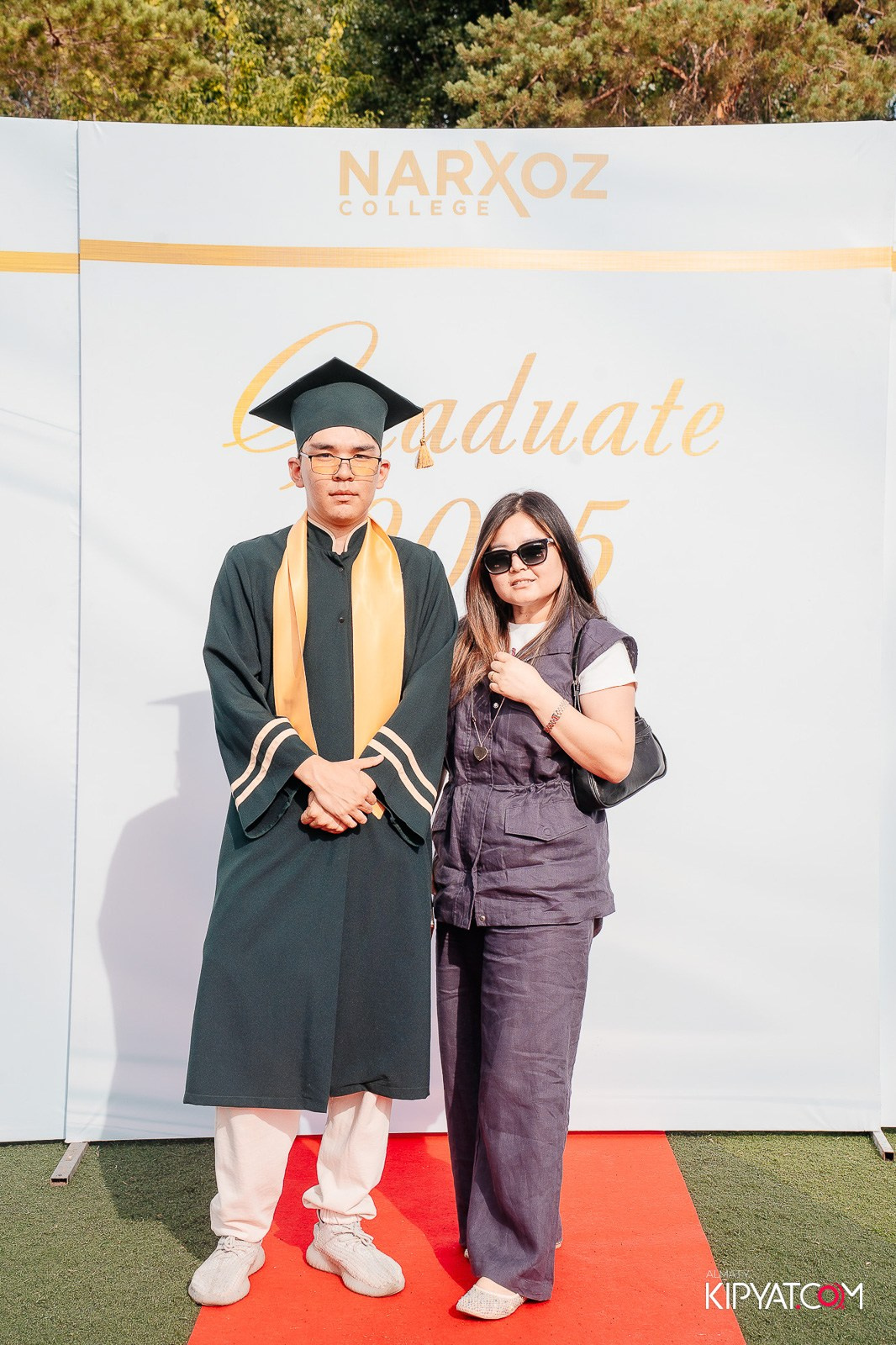 ВРУЧЕНИЕ ДИПЛОМОВ — НАРХОЗ КОЛЛЕДЖ. Part 1. КИПЯТКОМ АЛМАТЫ!