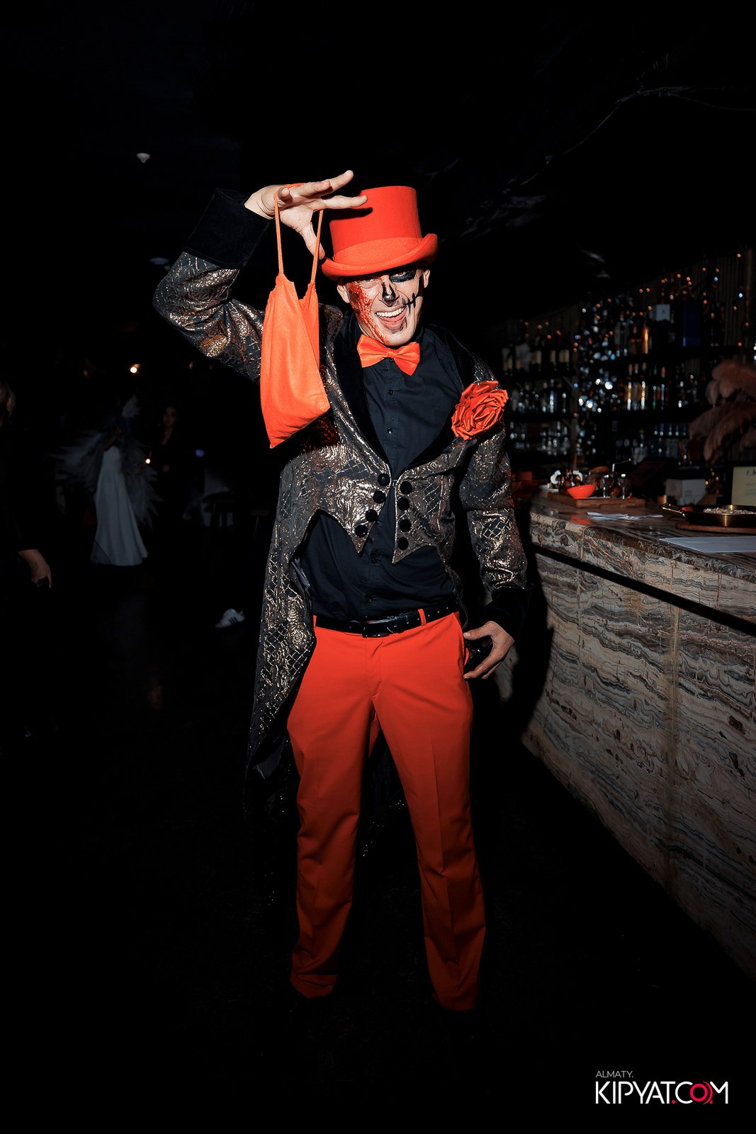 МУЗЫКАЛЬНОЕ ЛОТО В HIT RETRO. КИПЯТКОМ АЛМАТЫ!