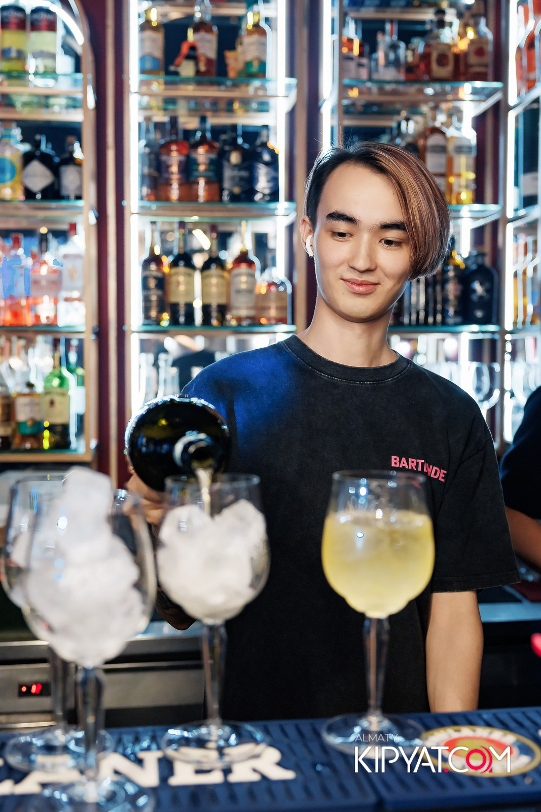 ЗАЯ, НА БИС. КИПЯТКОМ АЛМАТЫ!