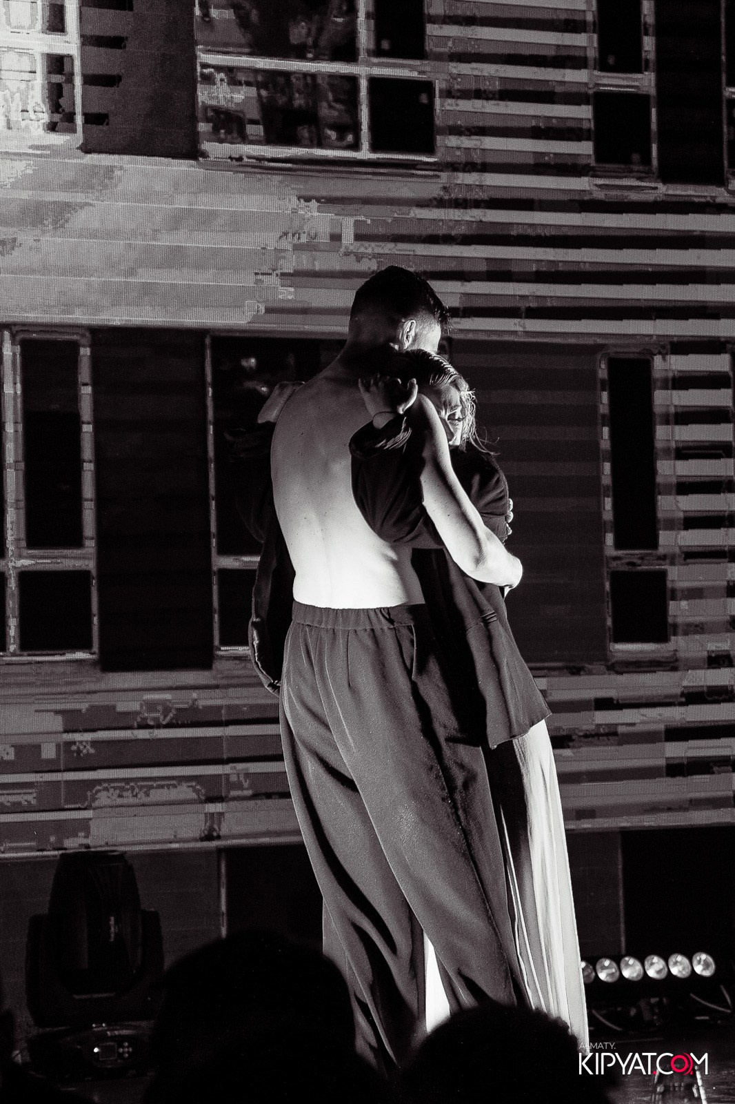 QUEEN. КИПЯТКОМ АЛМАТЫ!