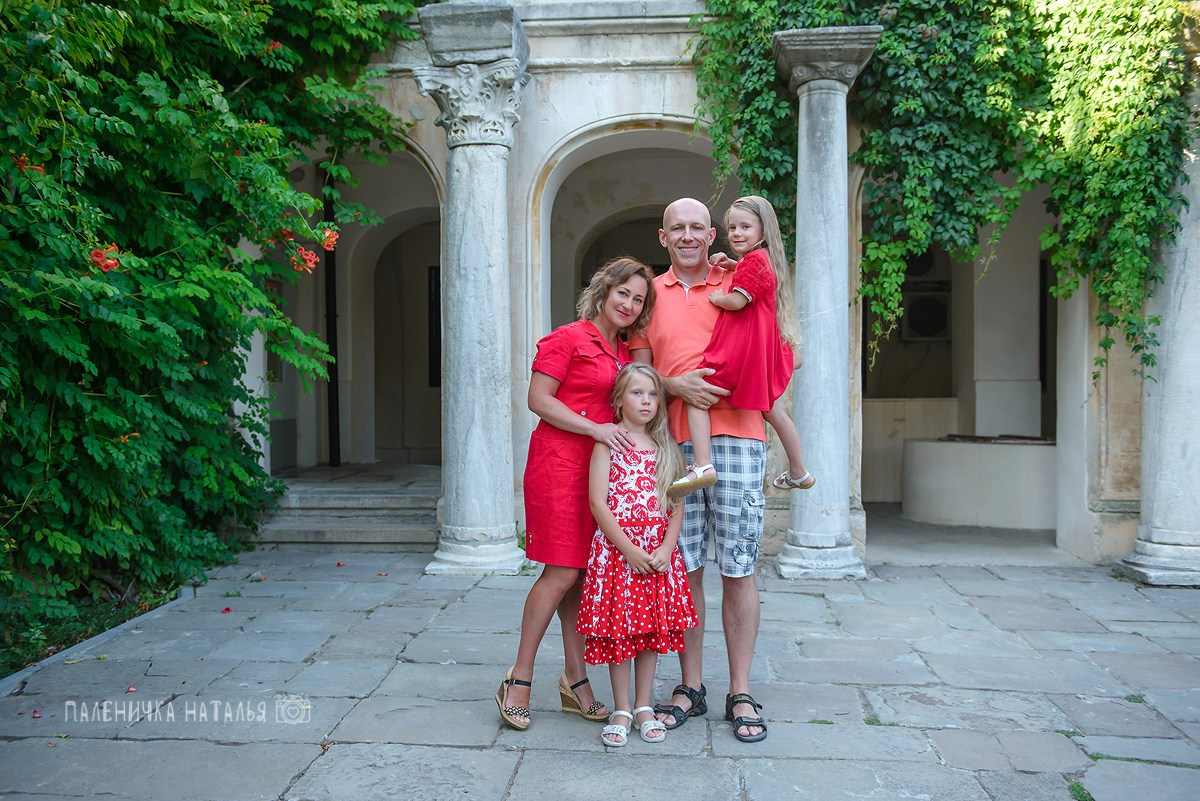 Фотосессия в Севастополе в музейном дворике