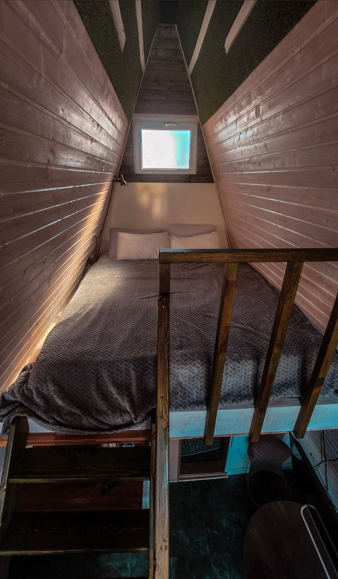 ФОТО Гостевой мини дом. Вгости. Посуточная аренда дома во Владивостоке, баня с чаном. Теплый бассейн, геокупол. Аренда дома во Владивостоке, Надеждинском районе