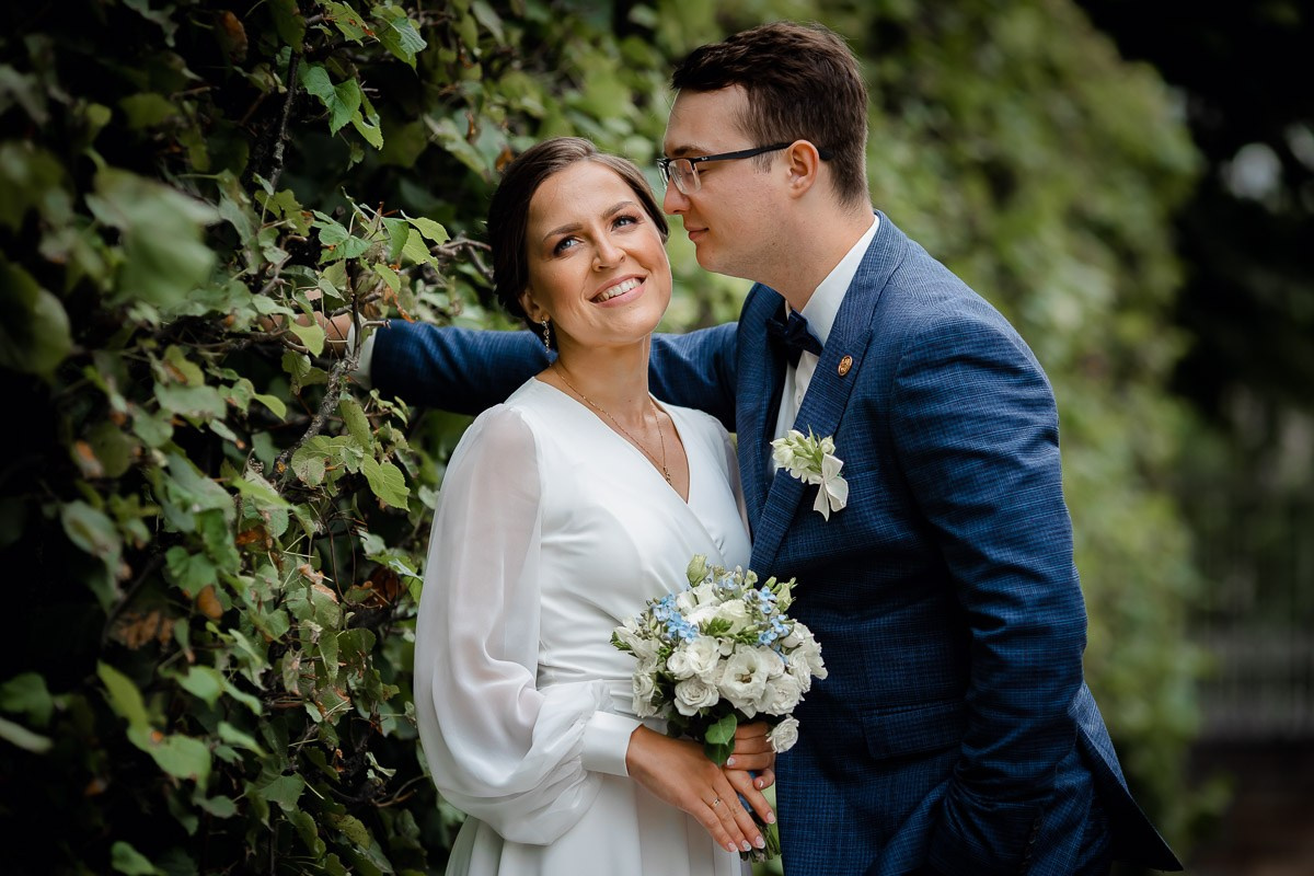 Жених и невеста. Екатерининский парк в Пушкине.