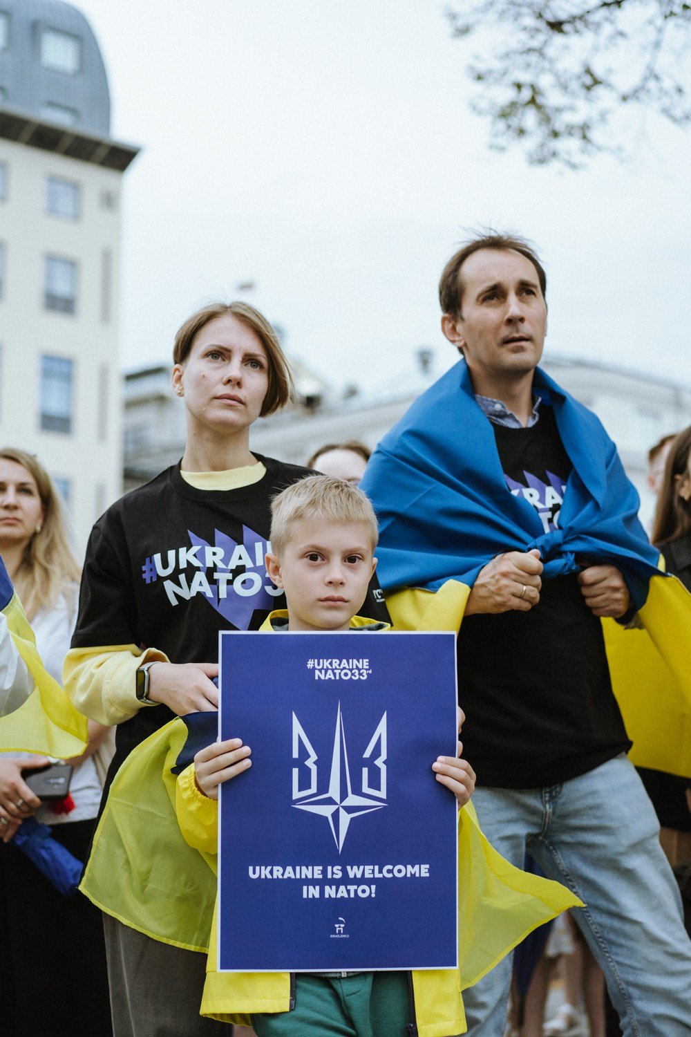 Ukraine — NATO. Photographer in Vilnius