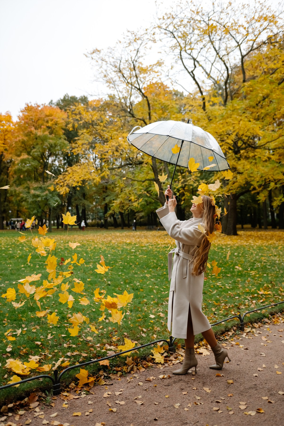 Осенняя фотосессия в Питере в Михайловском саду. Свадебный и сеейный фотограф в Санкт-Петербурге Елена Худякова