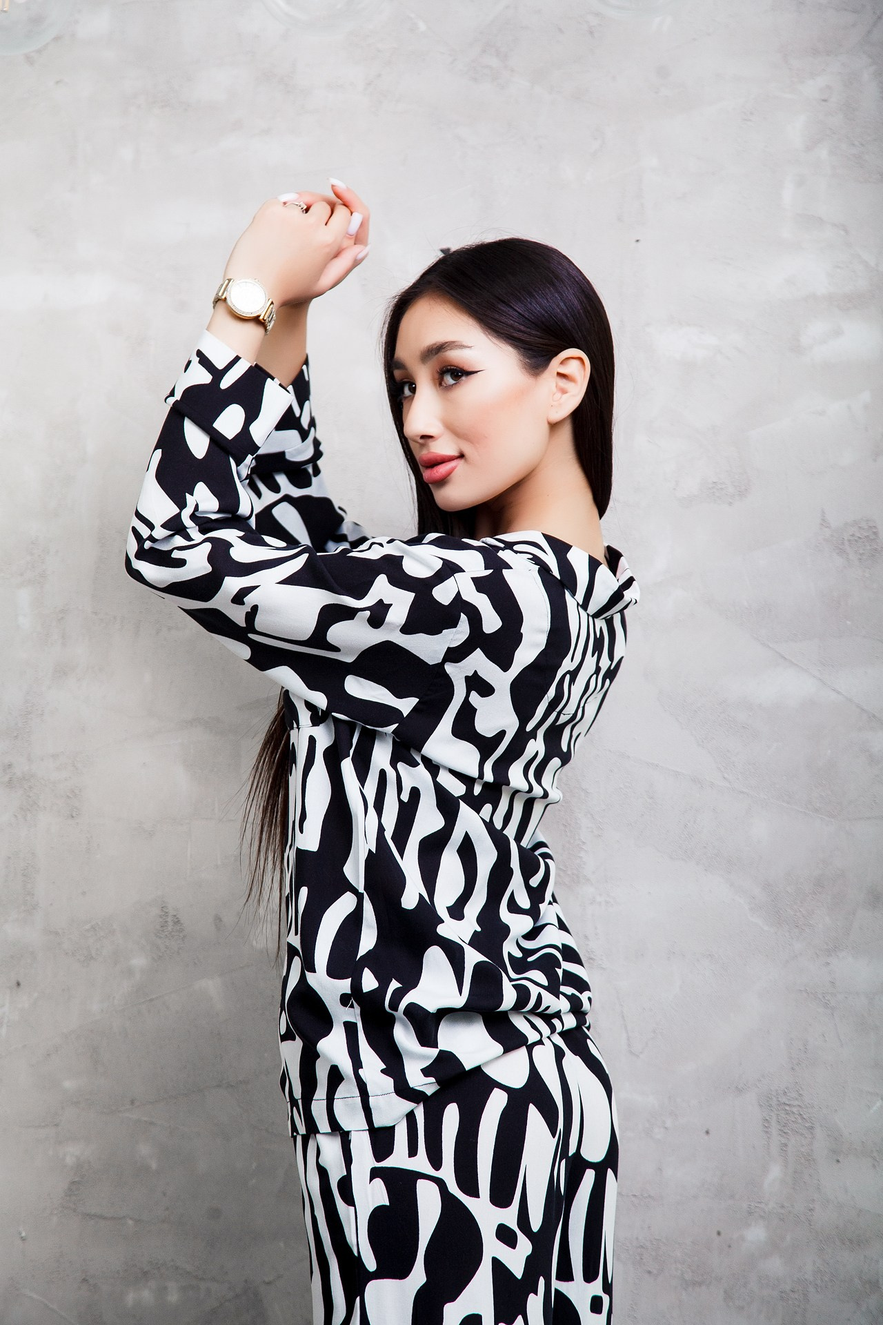 Реклама женской одежды. Натан Супервайзер по Продакшену