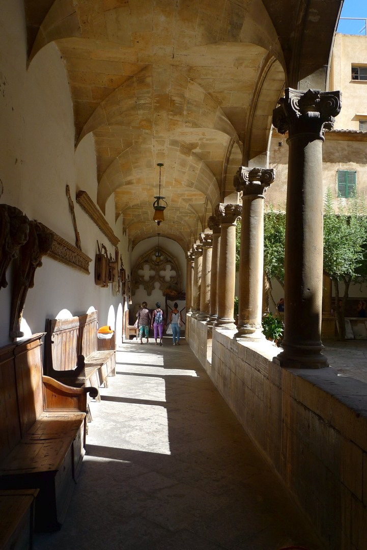 Испания. Майорка 2009 г. Улица, люди, жизнь…