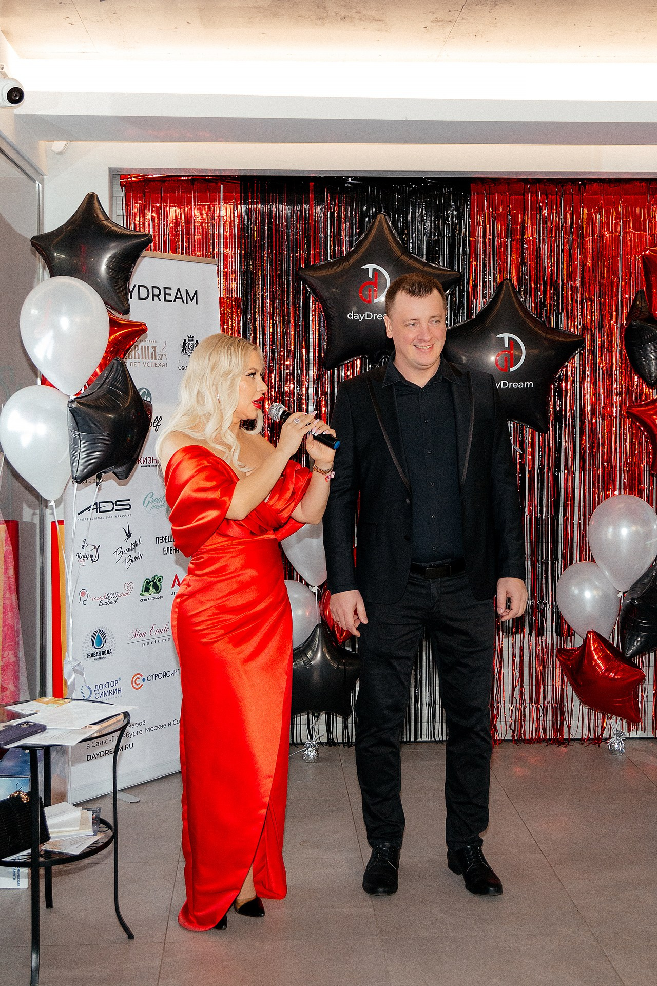 Репортаж в автосалоне. Светский фотограф Санкт-Петербург и ЛО