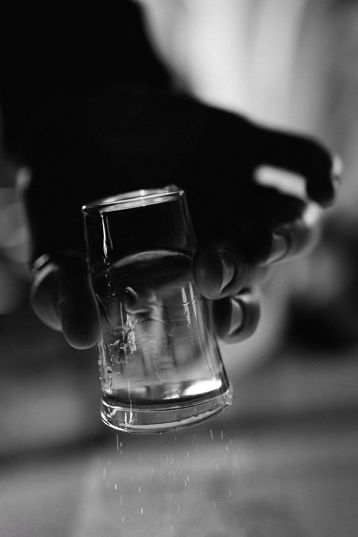 Фотограф на свадебную вечеринку Москва. VERSLIBRE | Свадебный и репортажный фотограф в Санкт-Петербурге, Москве, и Поволжье