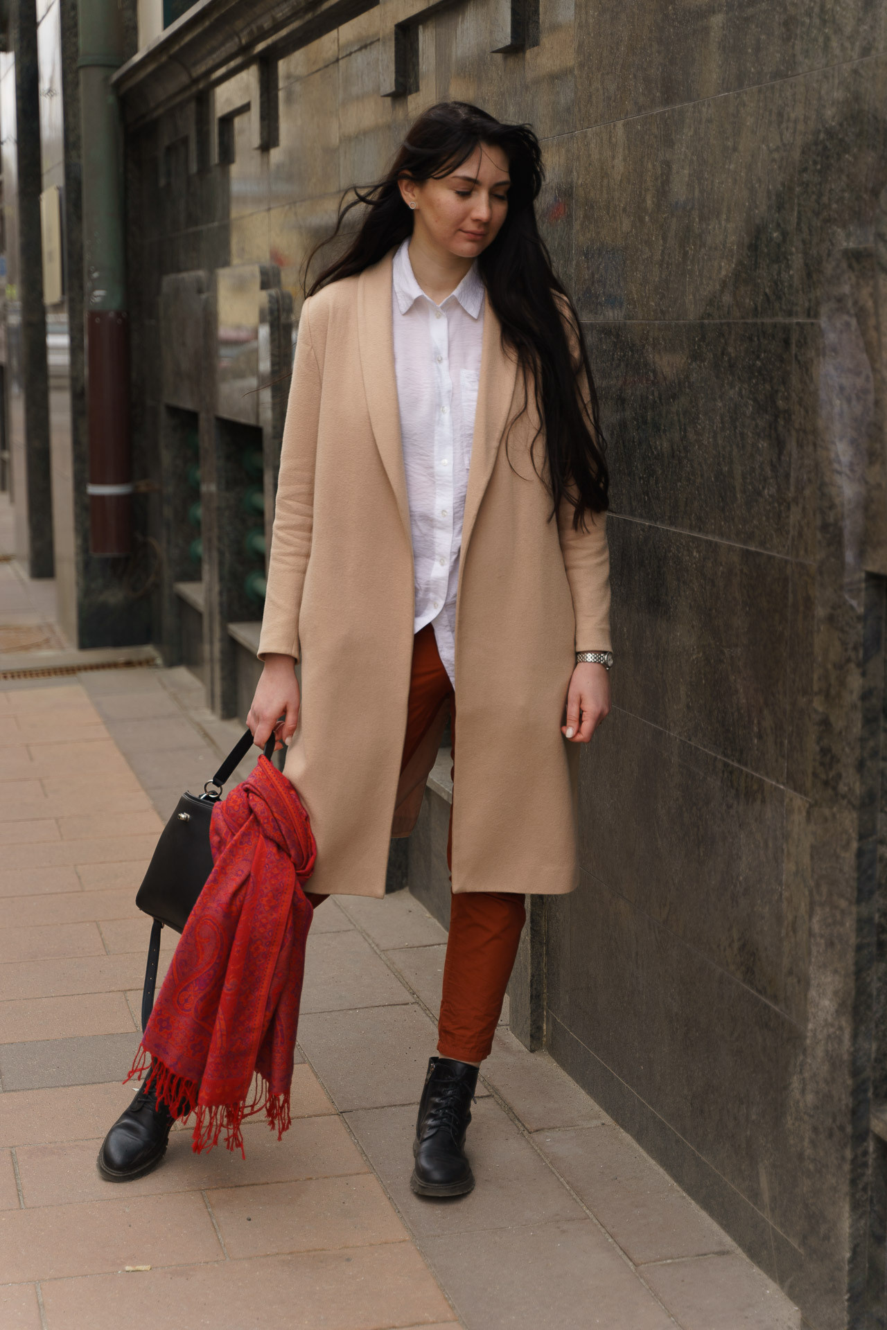 Прогулочная фотосессия на улицах Москвы. Свадебный и семейный фотограф в Новосибирске Данил Коротких