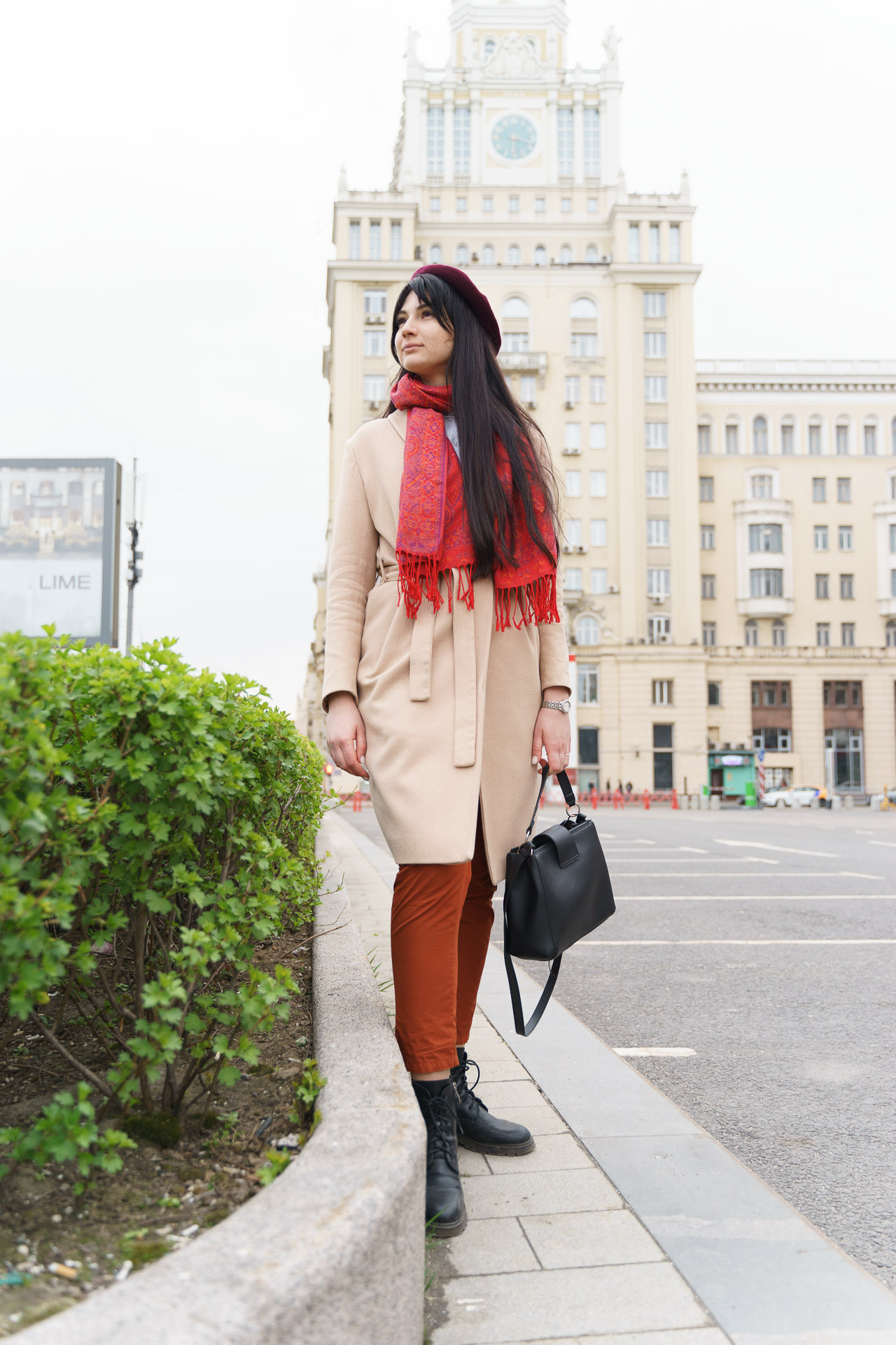 Прогулочная фотосессия на улицах Москвы. Свадебный и семейный фотограф в Новосибирске Данил Коротких