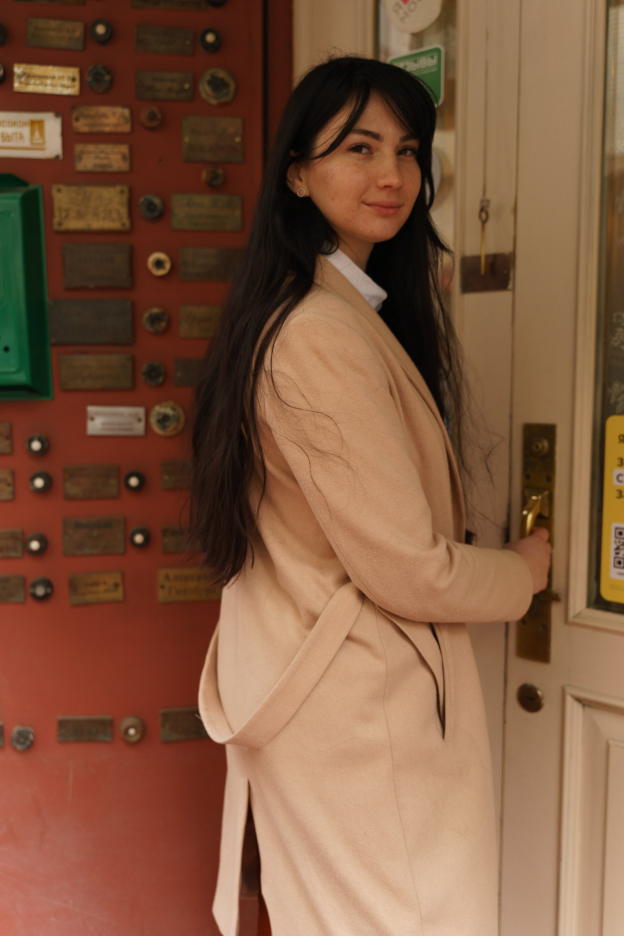 Прогулочная фотосессия на улицах Москвы. Свадебный и семейный фотограф в Новосибирске Данил Коротких