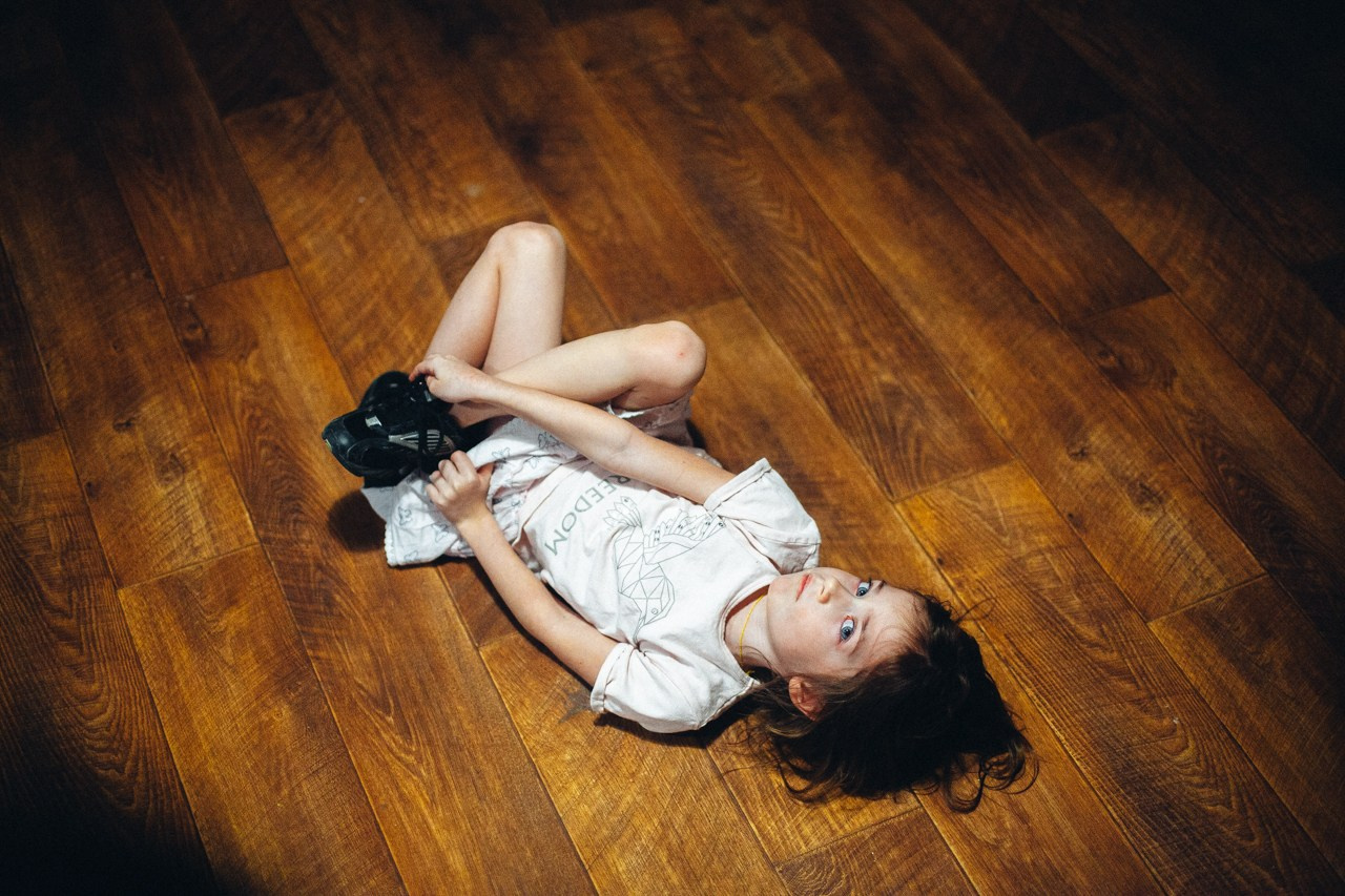 Дочка в студии. Фотограф Денис Денисов