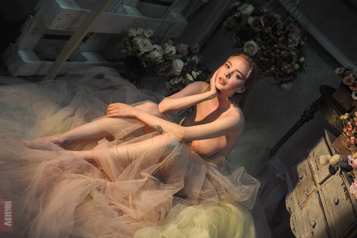 Натурщица.... Сергей Ленин