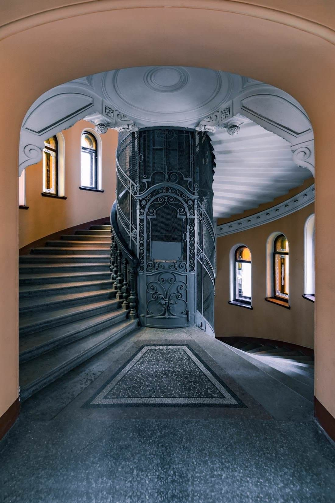 City and architectural portfolio of photographer Vadim Sherbakov. Vadim Sherbakov Portfolio