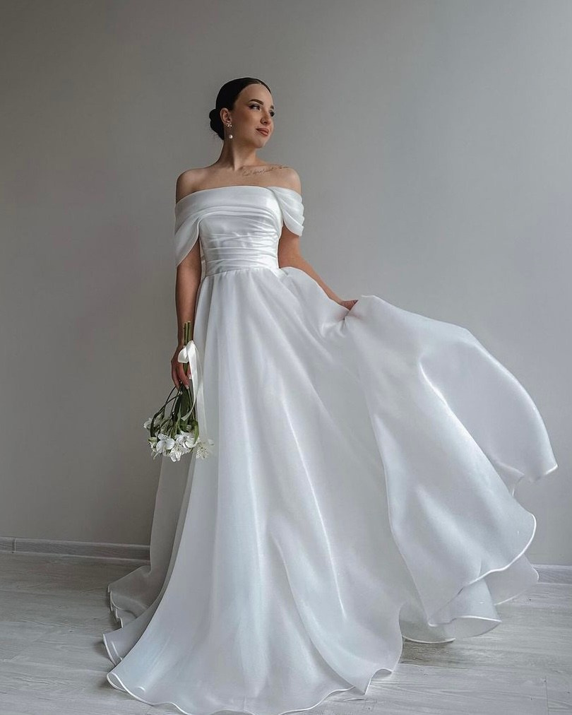 Образ невесты. Платье, макияж и укладка. Валеева Виктория | Свадебный фотограф в Ростове-на-Дону и Москве