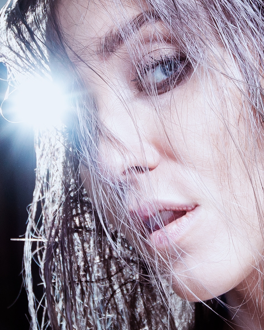 Мария. Спасибо за проявленный интерес к моему творчеству! Меня зовут Россохат