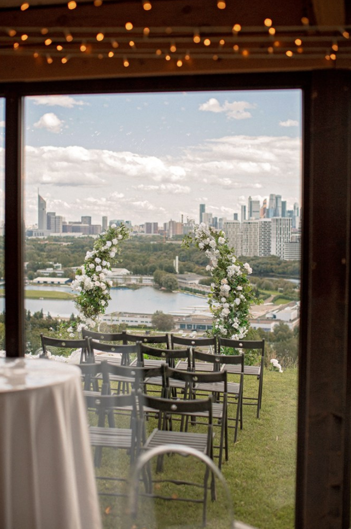 Площадка № 2-16. Свадебный организатор Москва