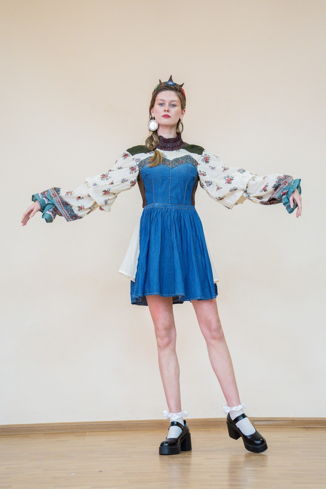 Царскосельский кутюрье. Репортажная съёмка в Санкт-Петербурге, Константин Петров