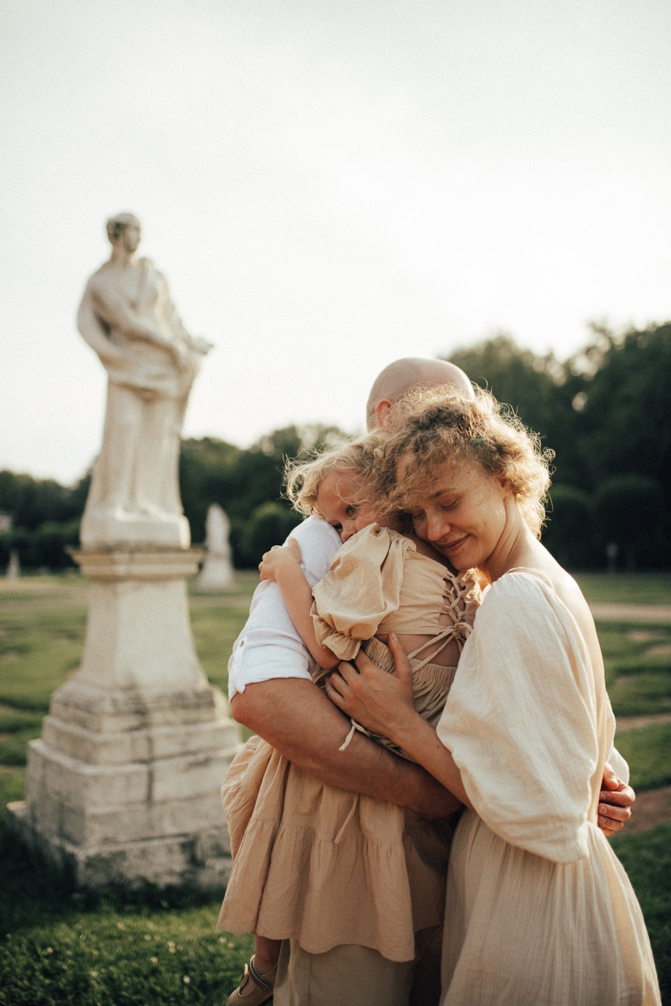 Тим, Лиза, Варя | на природе