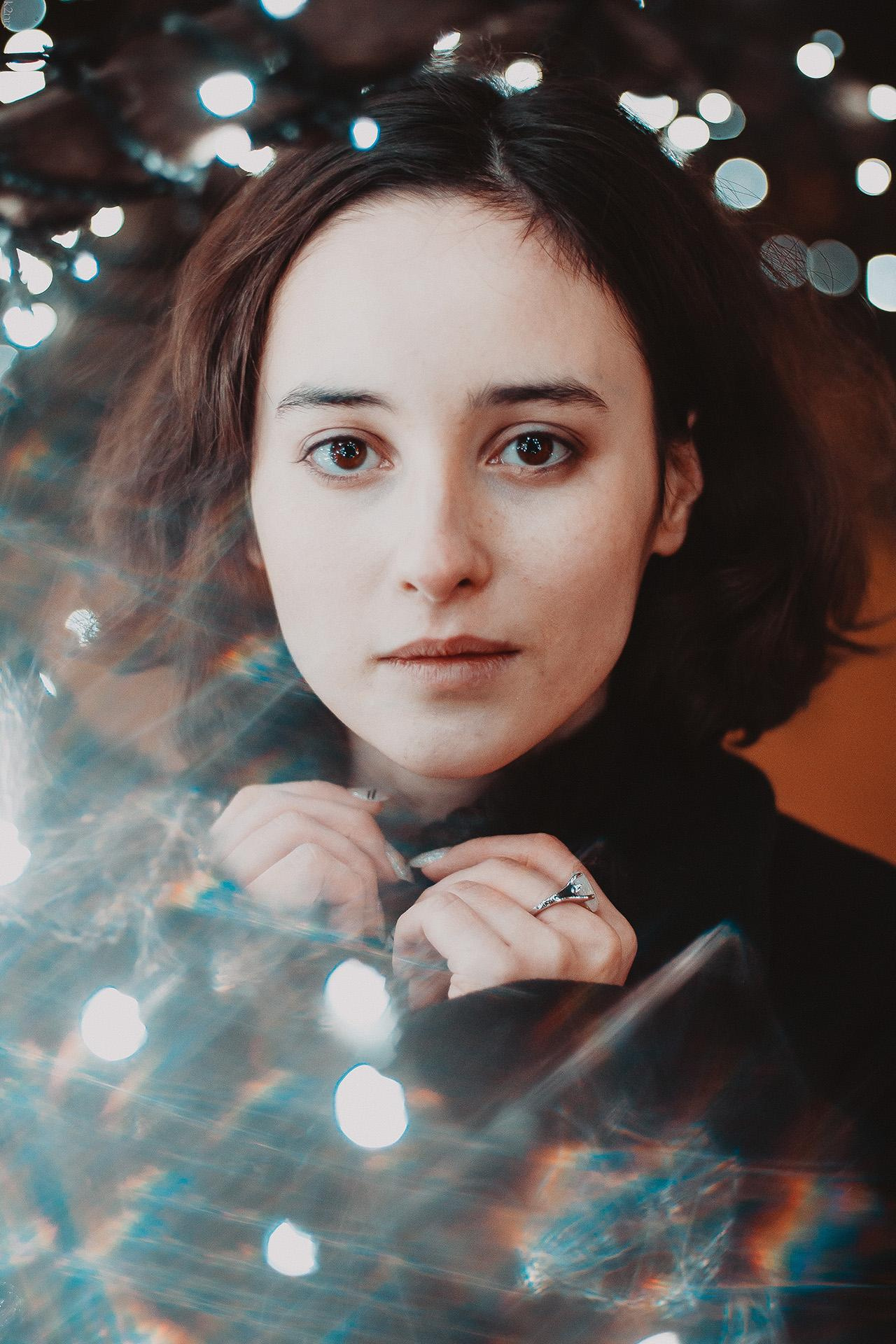 Виолетта и огни Симферополя. Фотограф Антон Катунин | Симферополь