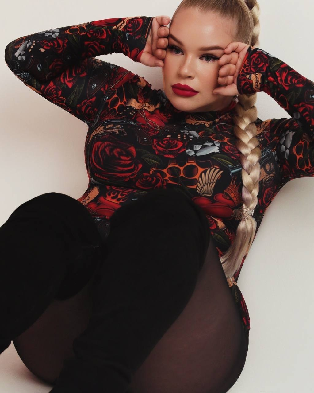 СТУДИЙНЫЕ СЪЕМКИ. Фотограф в Хабаровске готовые фото в течение 24 ч