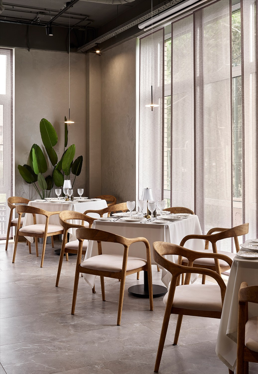 Ресторан «ЧИСЛА». Дизайнер интерьера Ксюша Шакирова, создание дизайн проектов под ключ