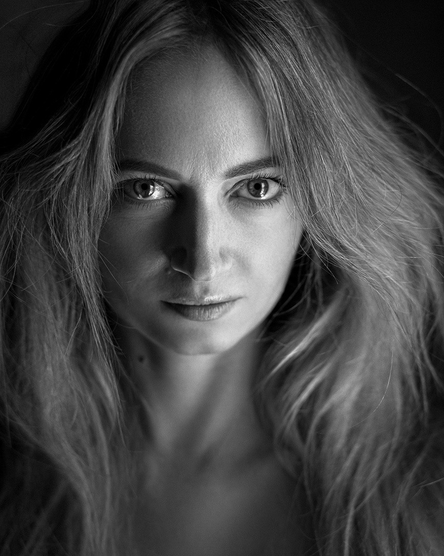 Чувственные женские портреты от московского Александра Шебанова