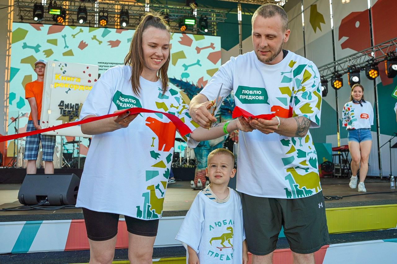 Динотерра 2024. #фотокаквкино | Фотографирую людей