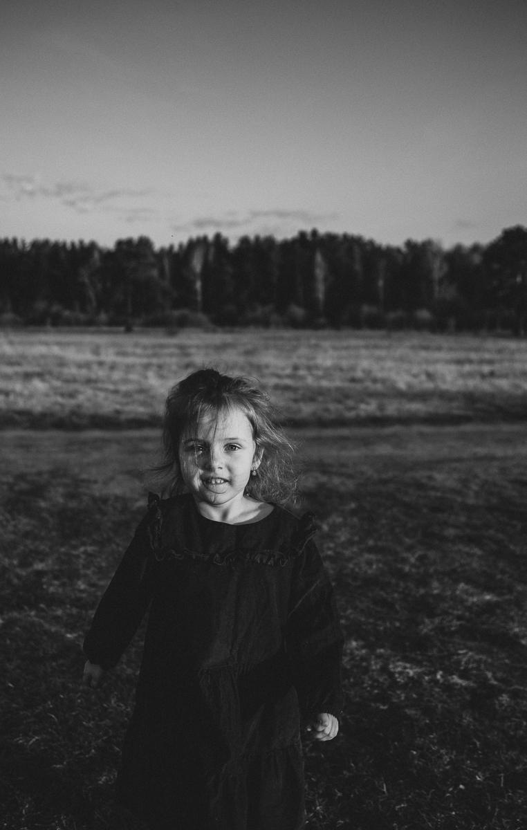 Семейная фотосессия (природа). Семейный фотограф Тюмень